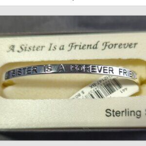 NEW Macys Sterling Silver Bracelet A Sister Is A Friend Forever
